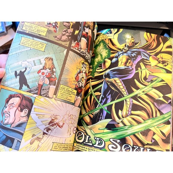 JSA "Justice Be Done" Trade Paperback, ©2000, 144 pages, full color, 2nd print - Picture 4 of 6